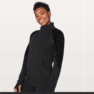 Lululemon Floral Flock Pullover Black size 4